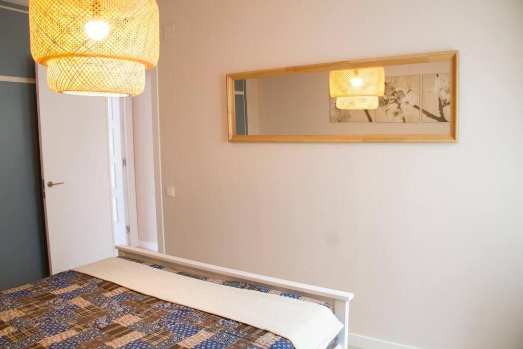 Lloret De Mar - Beachside Apartment - Free Parking - Limited Size Car Eksteriør bilde